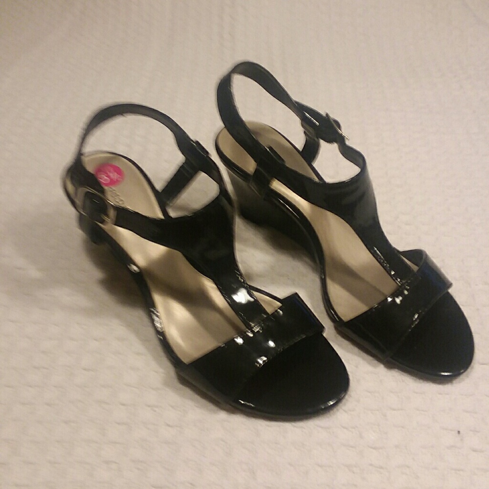 Predictions Patent Leather Wedges